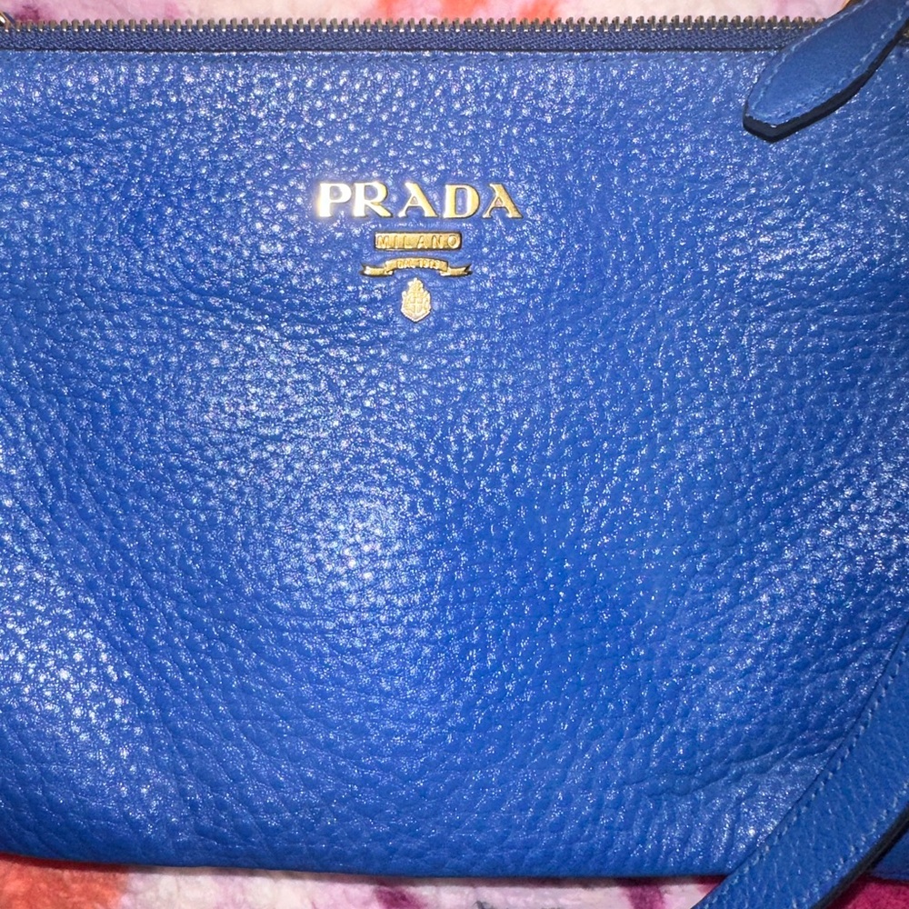 Prada Cornflower Blue Vitello Phoenix Bandoliera Leather Crossbody beautiful con